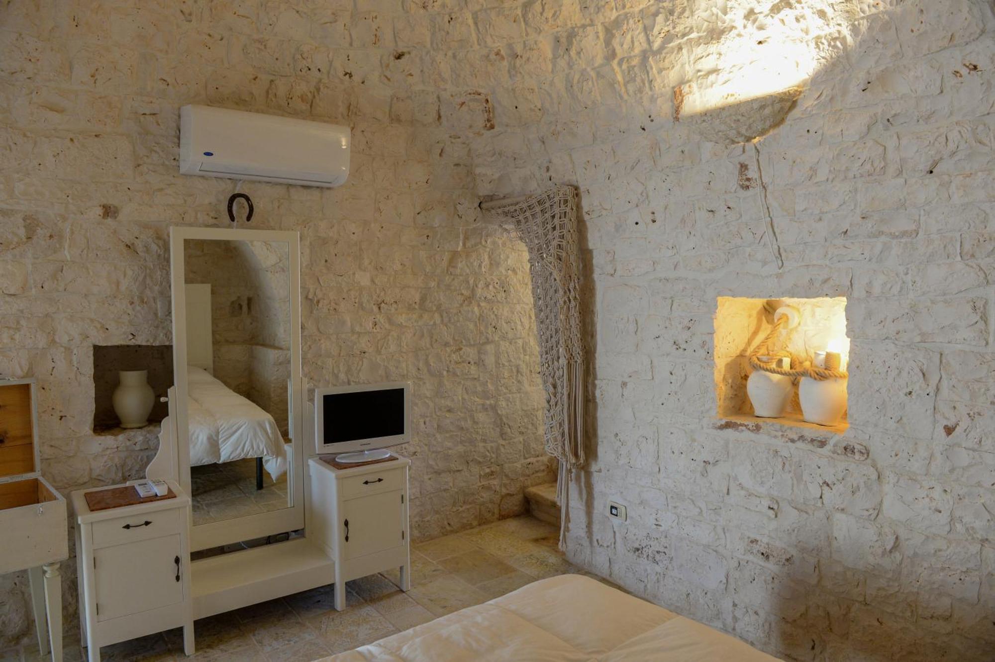 Appartamento Trulli Lisanna - Apulian Hideaway With Pool Antonelli Esterno foto