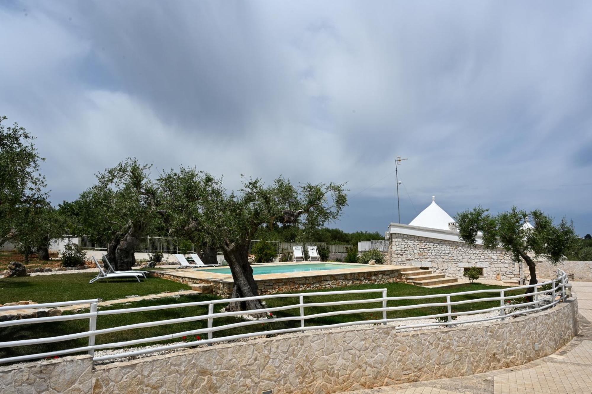 Appartamento Trulli Lisanna - Apulian Hideaway With Pool Antonelli Esterno foto